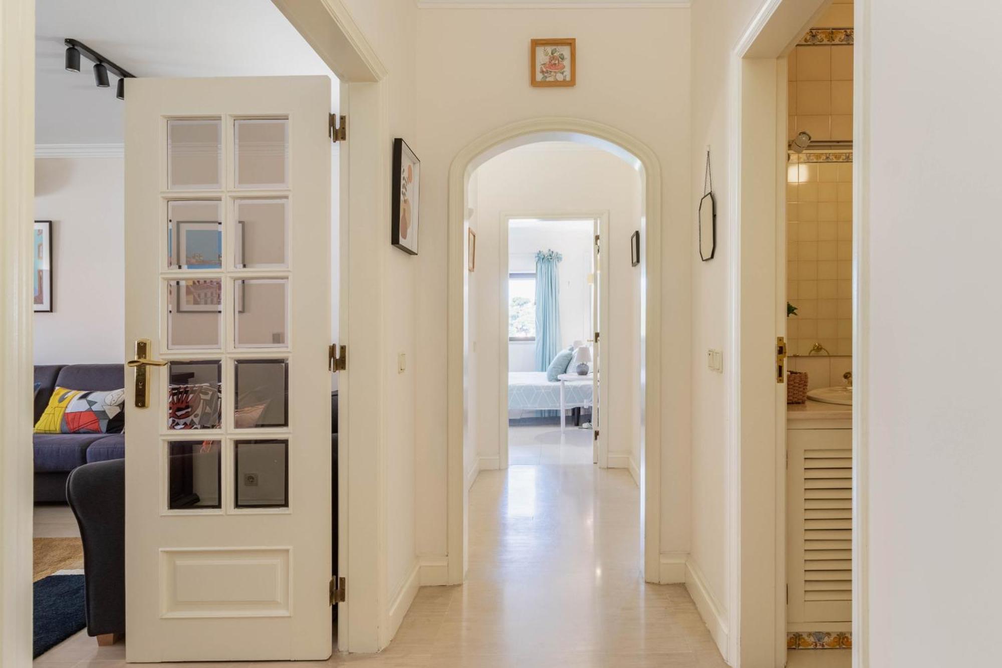 Central Cascais Apartment With Private Parking Экстерьер фото